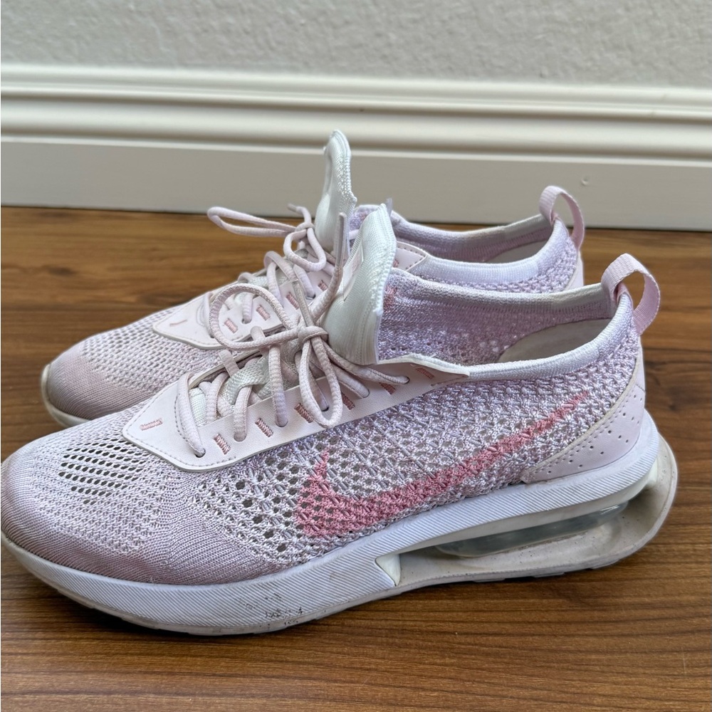 Nike Women's Light Pink Athletic Shoes